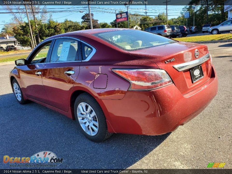 2014 Nissan Altima 2.5 S Cayenne Red / Beige Photo #5