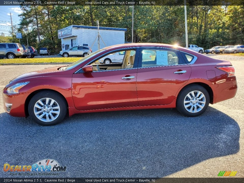 2014 Nissan Altima 2.5 S Cayenne Red / Beige Photo #7