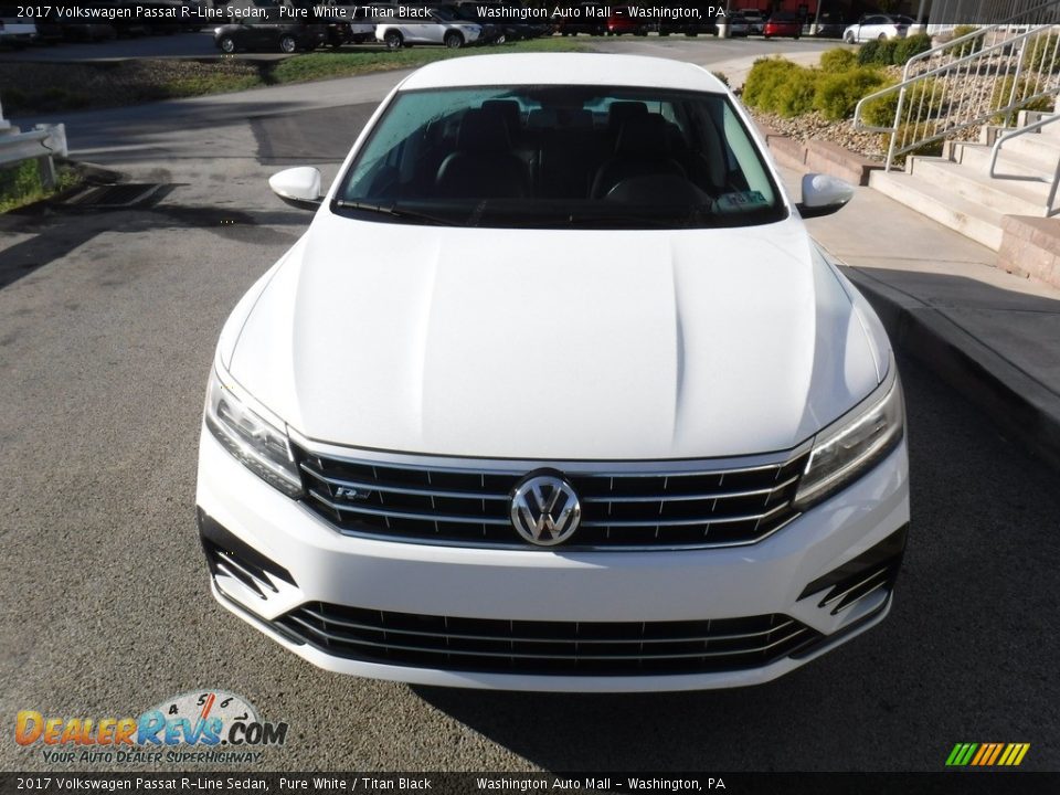 2017 Volkswagen Passat R-Line Sedan Pure White / Titan Black Photo #11