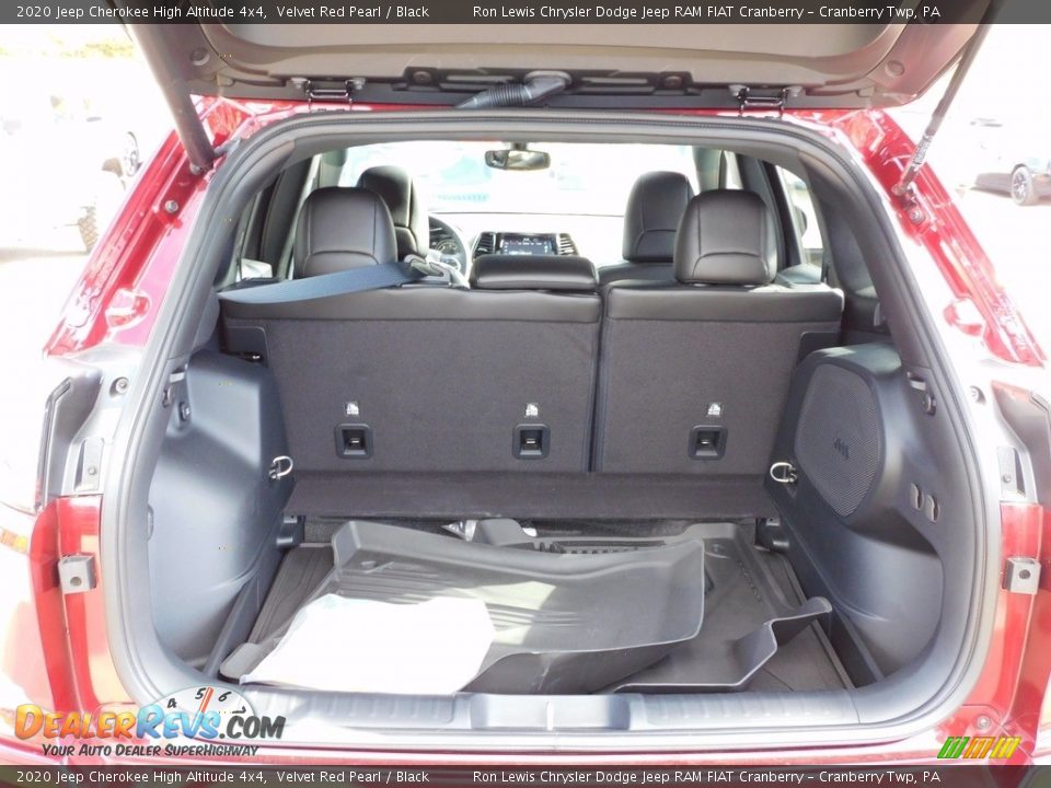 2020 Jeep Cherokee High Altitude 4x4 Trunk Photo #7