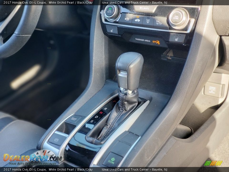 2017 Honda Civic EX-L Coupe Shifter Photo #13