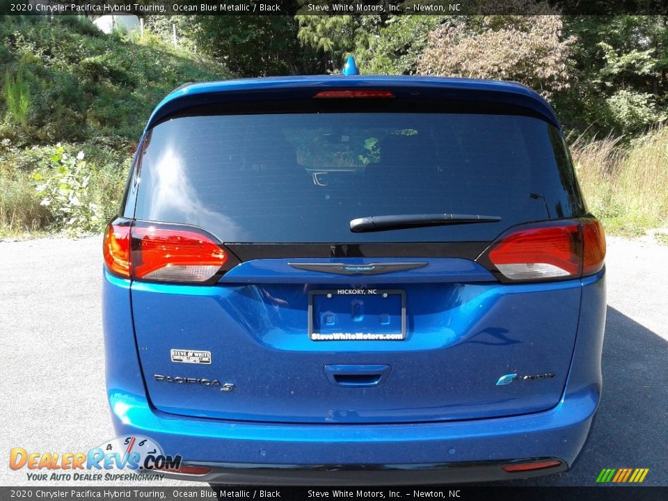 2020 Chrysler Pacifica Hybrid Touring Ocean Blue Metallic / Black Photo #7