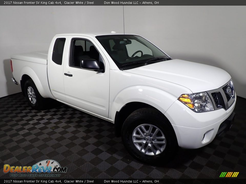 2017 Nissan Frontier SV King Cab 4x4 Glacier White / Steel Photo #1