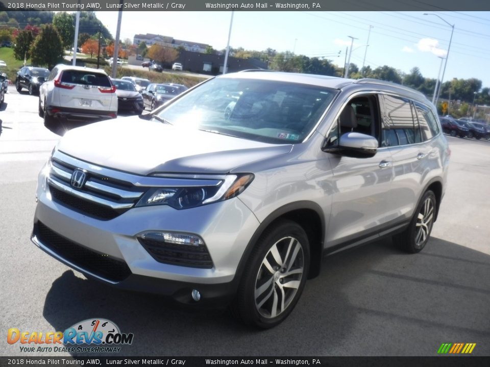 2018 Honda Pilot Touring AWD Lunar Silver Metallic / Gray Photo #6