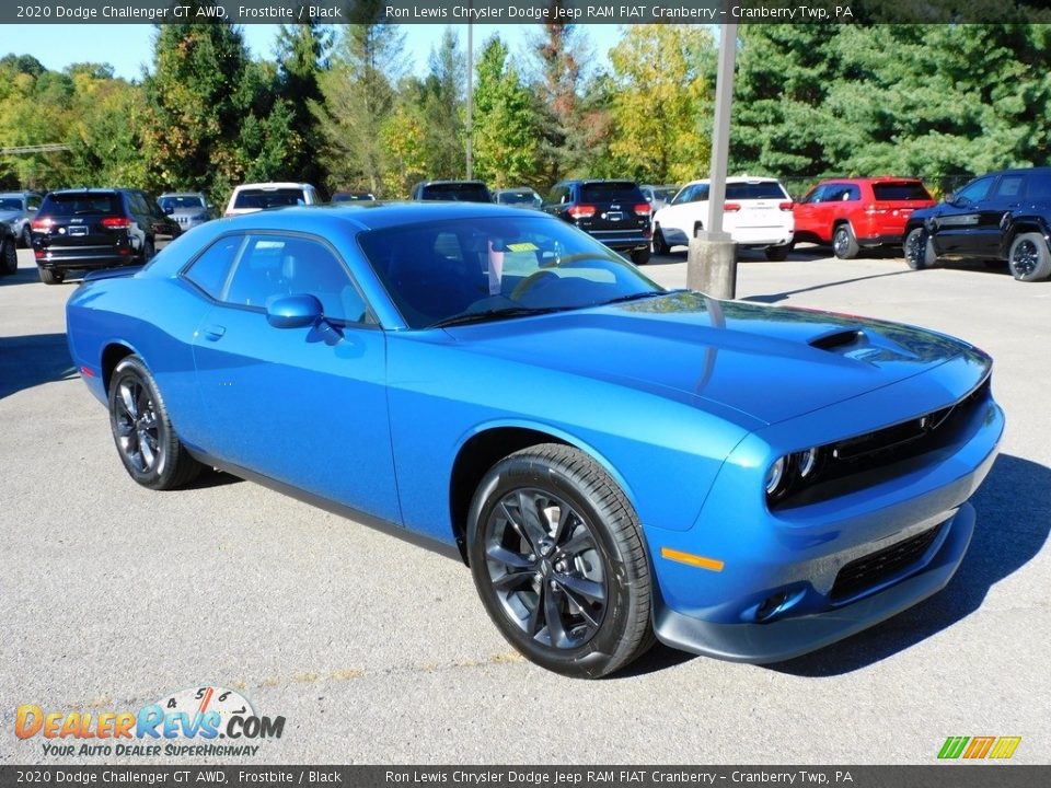 Front 3/4 View of 2020 Dodge Challenger GT AWD Photo #3