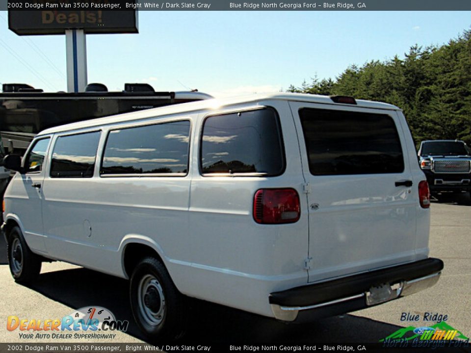2002 Dodge Ram Van 3500 Passenger Bright White / Dark Slate Gray Photo #3