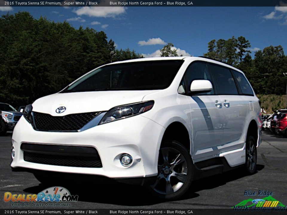 2016 Toyota Sienna SE Premium Super White / Black Photo #1