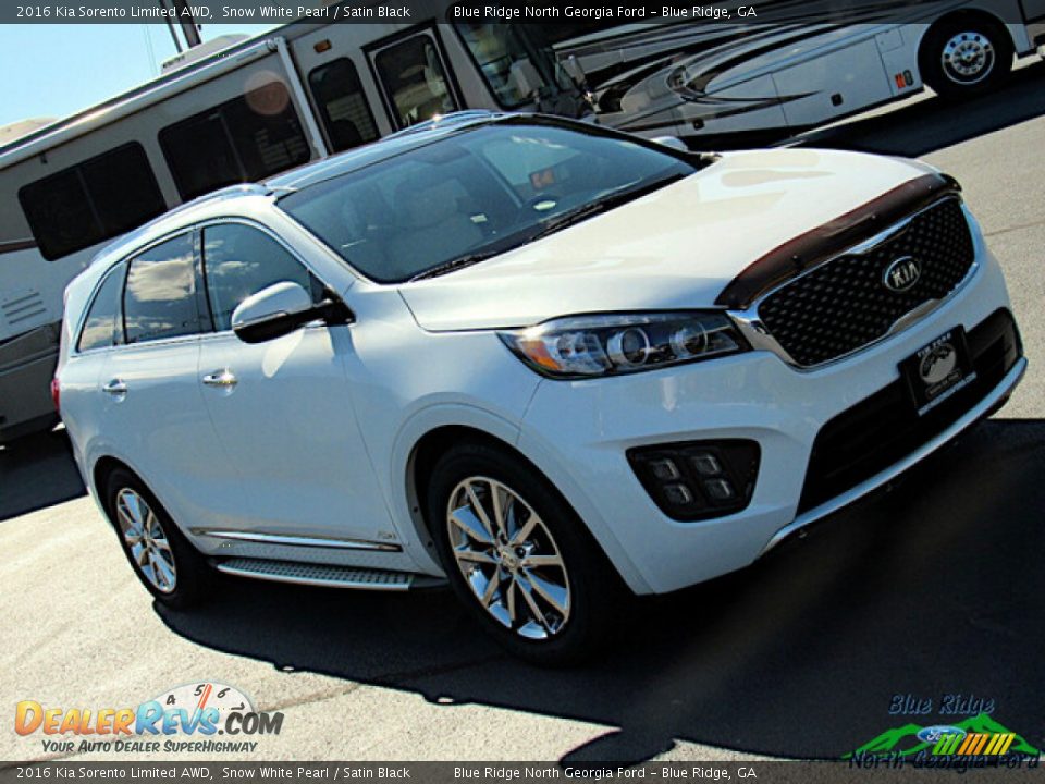 2016 Kia Sorento Limited AWD Snow White Pearl / Satin Black Photo #27