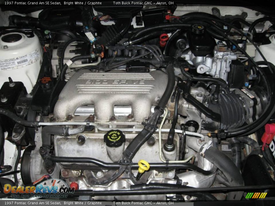 1997 Pontiac Grand Am SE Sedan Bright White / Graphite Photo #16