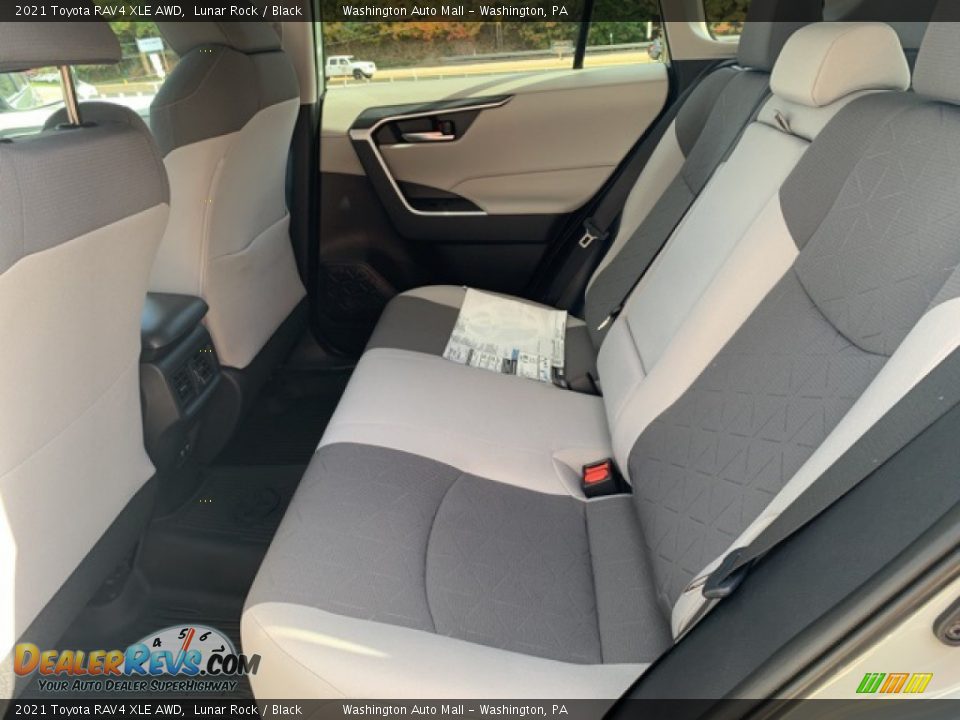2021 Toyota RAV4 XLE AWD Lunar Rock / Black Photo #19