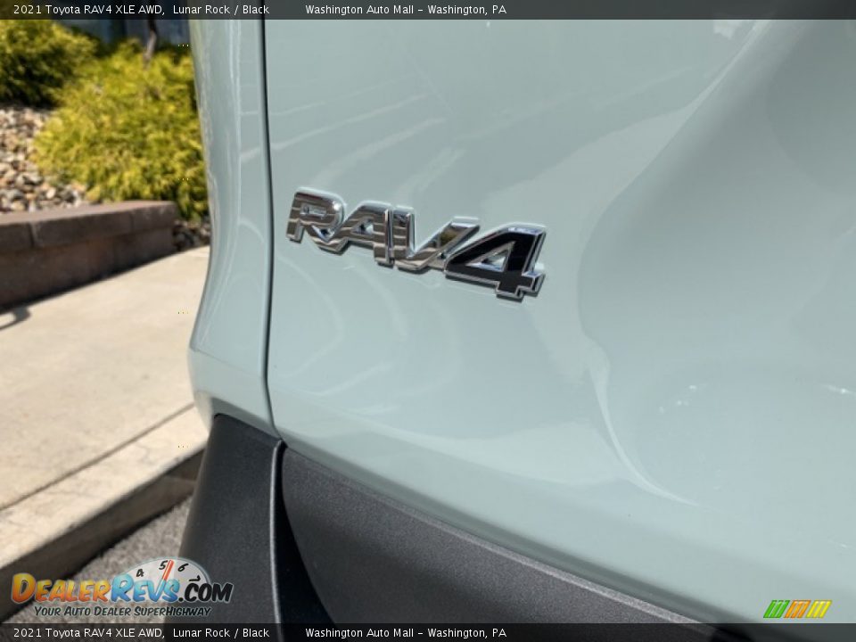 2021 Toyota RAV4 XLE AWD Lunar Rock / Black Photo #25