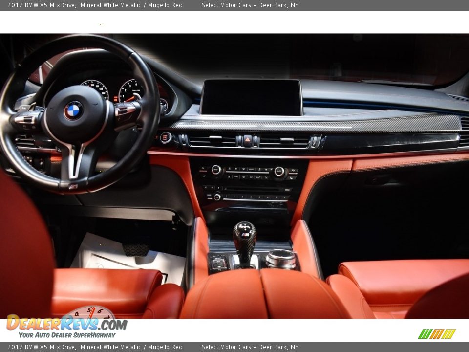 2017 BMW X5 M xDrive Mineral White Metallic / Mugello Red Photo #21
