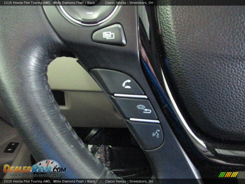 2016 Honda Pilot Touring AWD Steering Wheel Photo #35