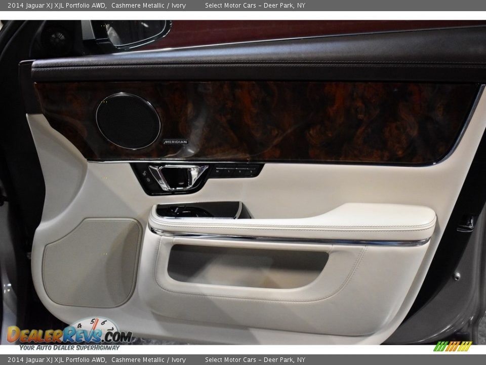 2014 Jaguar XJ XJL Portfolio AWD Cashmere Metallic / Ivory Photo #16