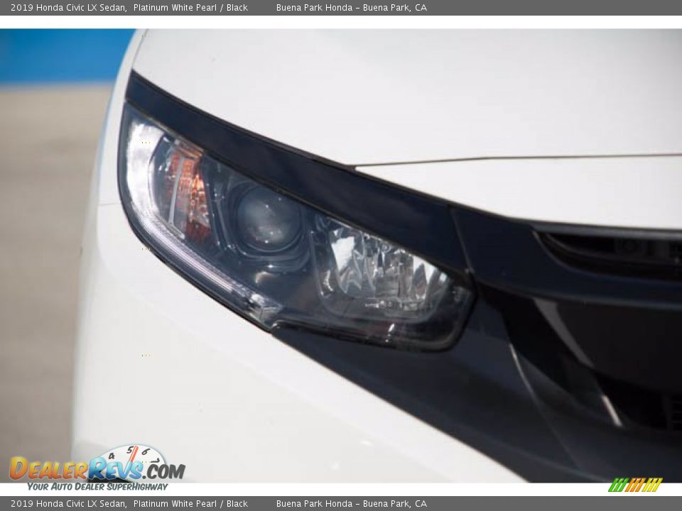 2019 Honda Civic LX Sedan Platinum White Pearl / Black Photo #8