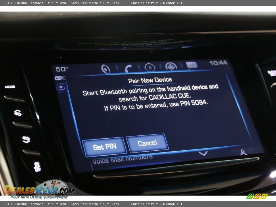 Controls of 2018 Cadillac Escalade Platinum 4WD Photo #27