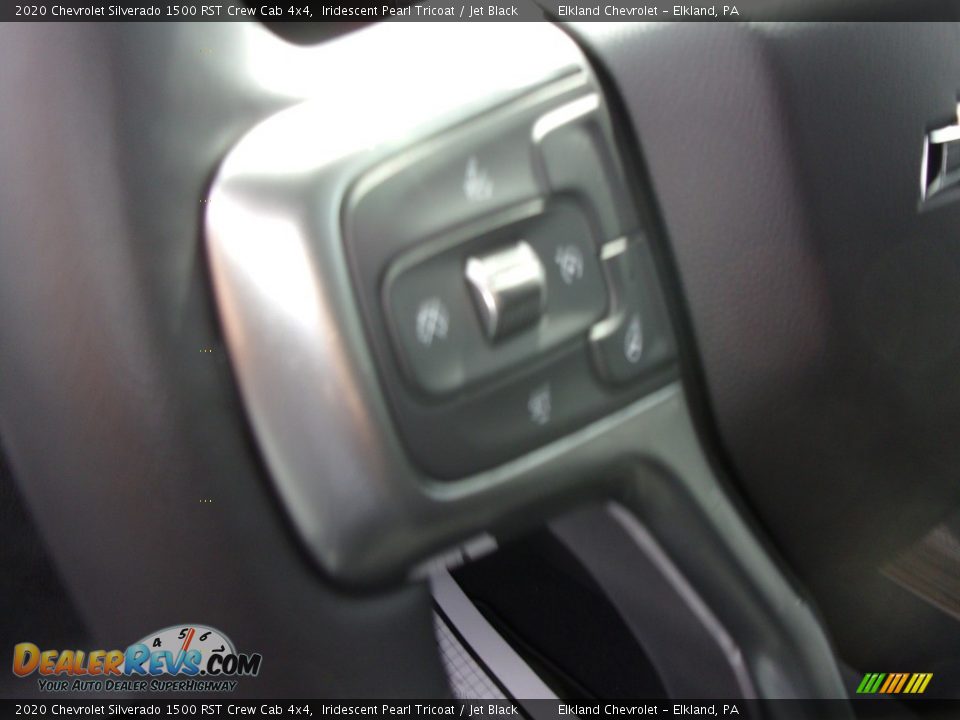 2020 Chevrolet Silverado 1500 RST Crew Cab 4x4 Iridescent Pearl Tricoat / Jet Black Photo #20