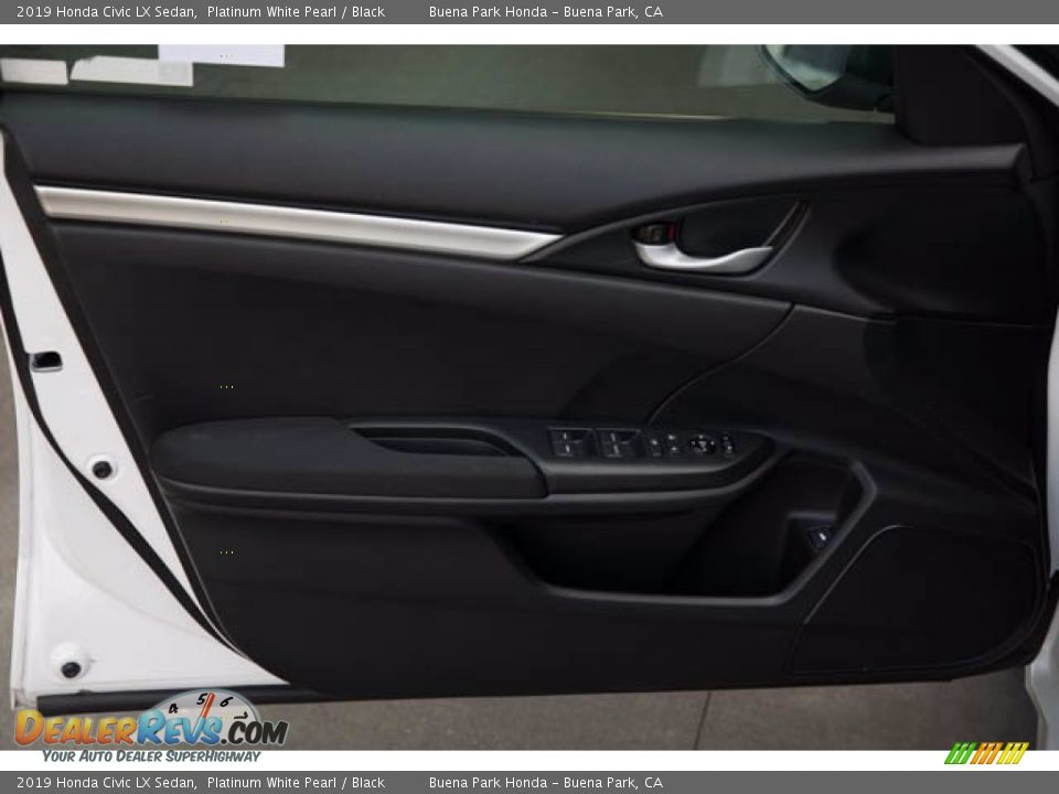 2019 Honda Civic LX Sedan Platinum White Pearl / Black Photo #28