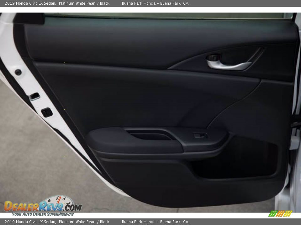 2019 Honda Civic LX Sedan Platinum White Pearl / Black Photo #30