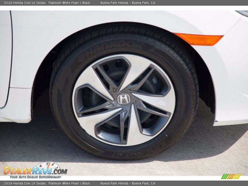 2019 Honda Civic LX Sedan Platinum White Pearl / Black Photo #35