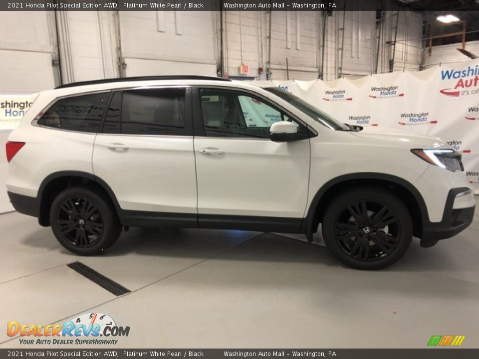 2021 Honda Pilot Special Edition AWD Platinum White Pearl / Black Photo #4