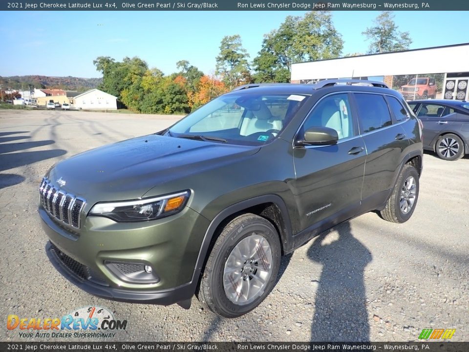 2021 Jeep Cherokee Latitude Lux 4x4 Olive Green Pearl / Ski Gray/Black Photo #1