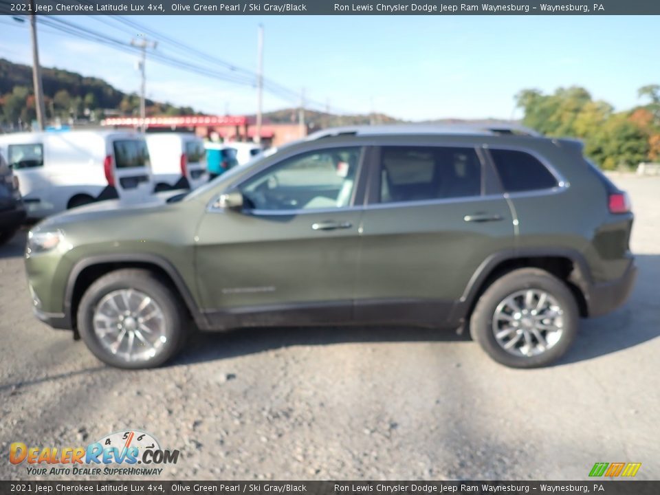 2021 Jeep Cherokee Latitude Lux 4x4 Olive Green Pearl / Ski Gray/Black Photo #2