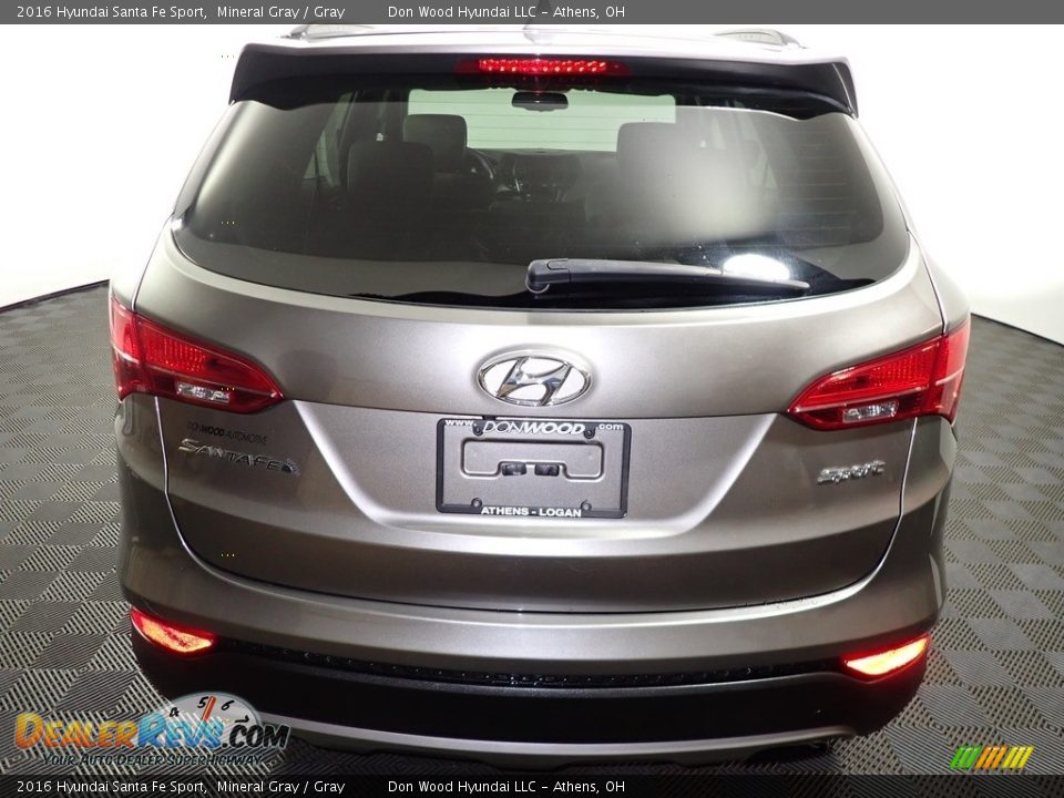 2016 Hyundai Santa Fe Sport Mineral Gray / Gray Photo #11
