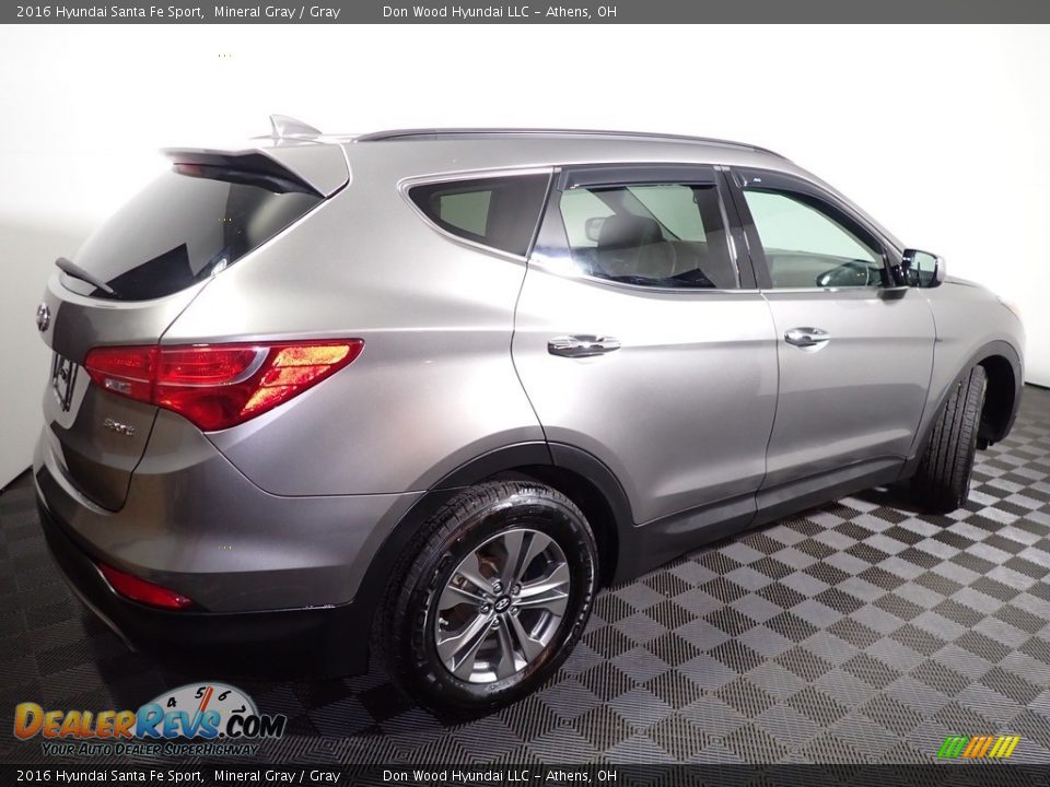 2016 Hyundai Santa Fe Sport Mineral Gray / Gray Photo #15