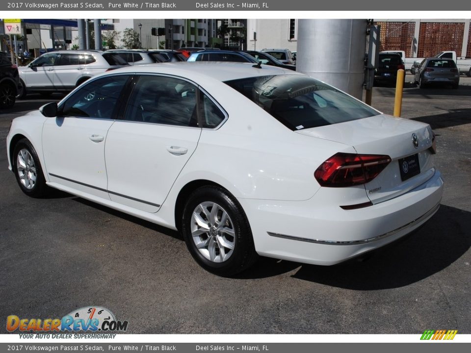 2017 Volkswagen Passat S Sedan Pure White / Titan Black Photo #6