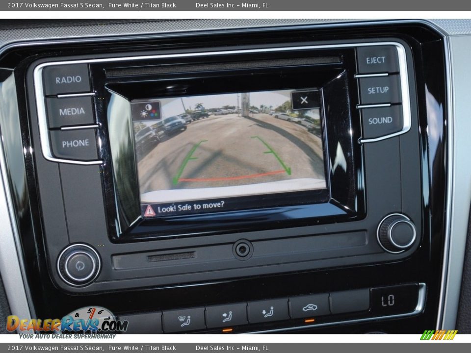 2017 Volkswagen Passat S Sedan Pure White / Titan Black Photo #14