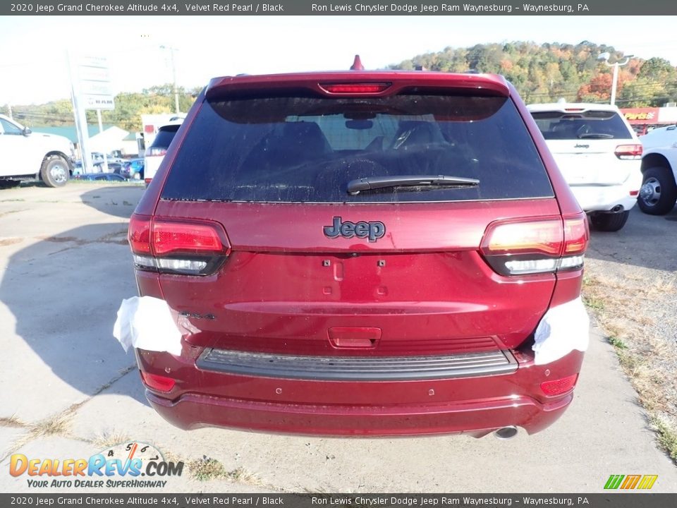 2020 Jeep Grand Cherokee Altitude 4x4 Velvet Red Pearl / Black Photo #5