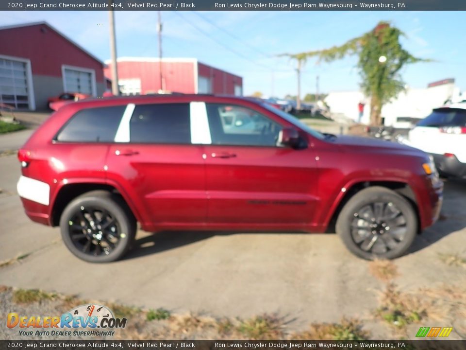 2020 Jeep Grand Cherokee Altitude 4x4 Velvet Red Pearl / Black Photo #7