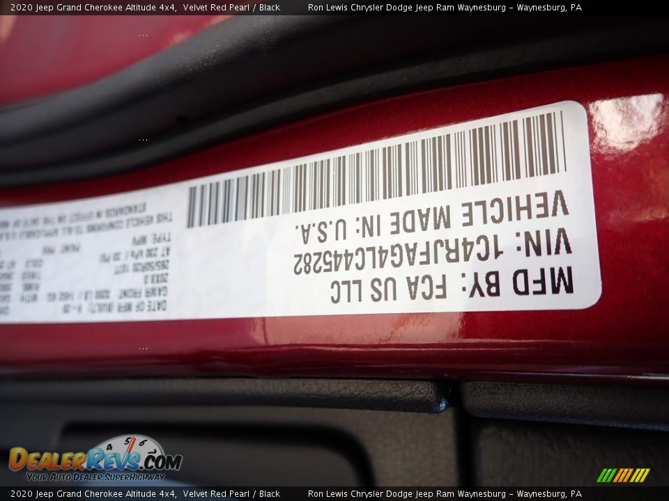 2020 Jeep Grand Cherokee Altitude 4x4 Velvet Red Pearl / Black Photo #15