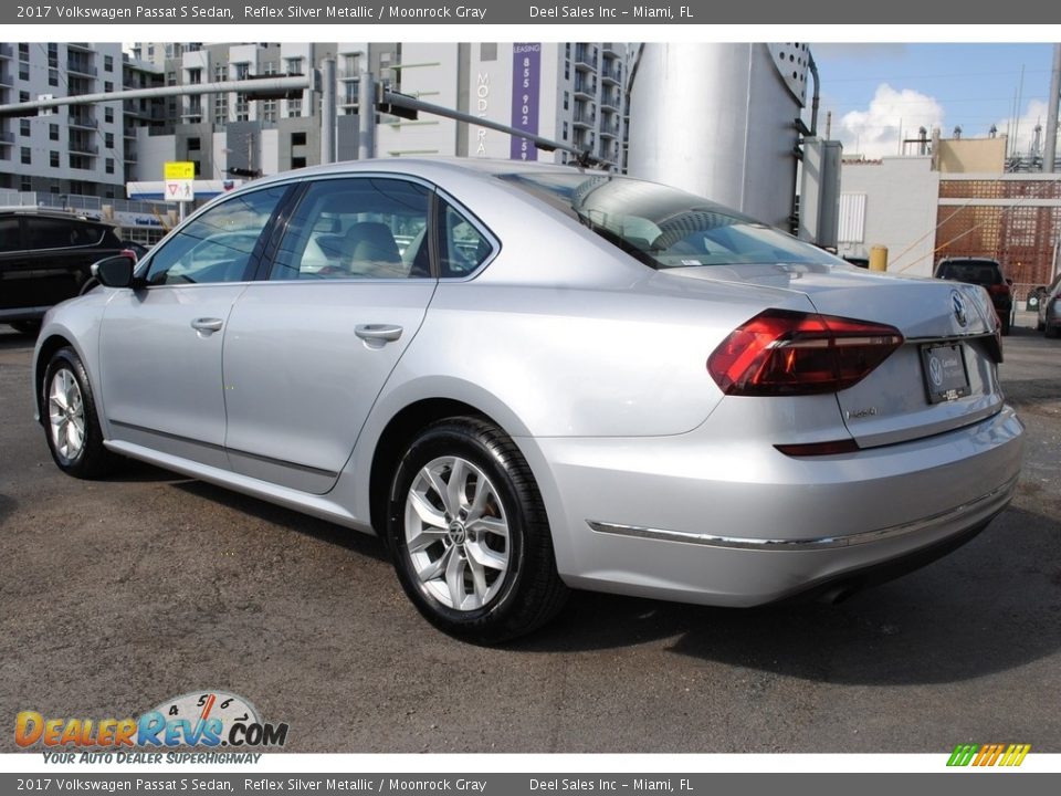 2017 Volkswagen Passat S Sedan Reflex Silver Metallic / Moonrock Gray Photo #7