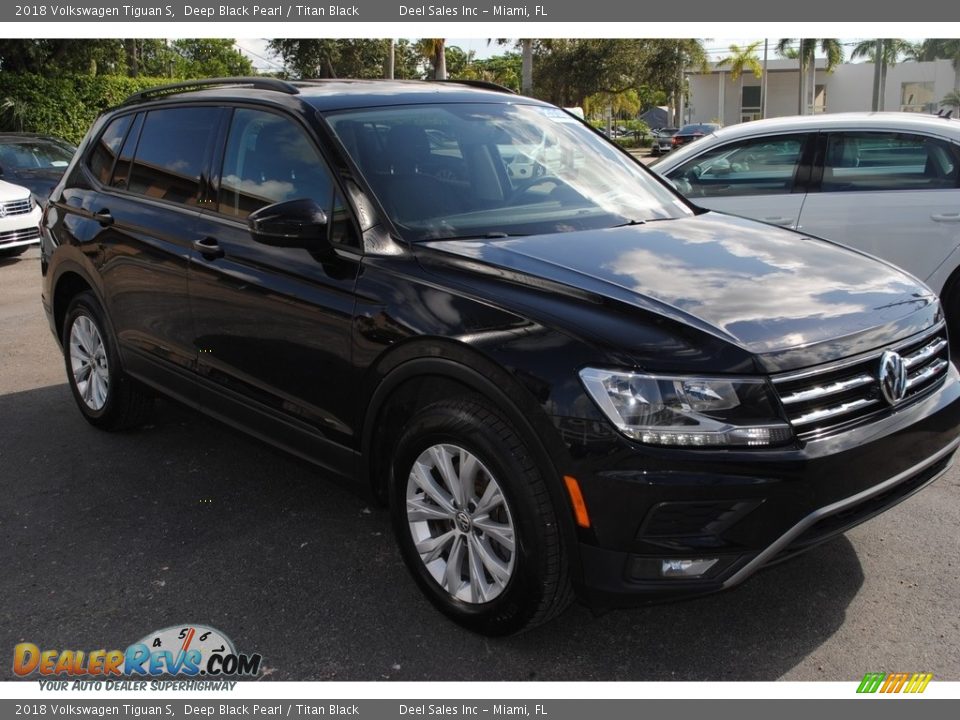 2018 Volkswagen Tiguan S Deep Black Pearl / Titan Black Photo #2
