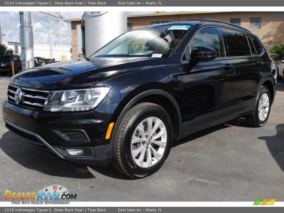 Deep Black Pearl 2018 Volkswagen Tiguan S Photo #5