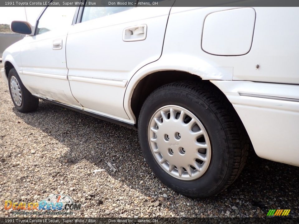 1991 Toyota Corolla LE Sedan Wheel Photo #9