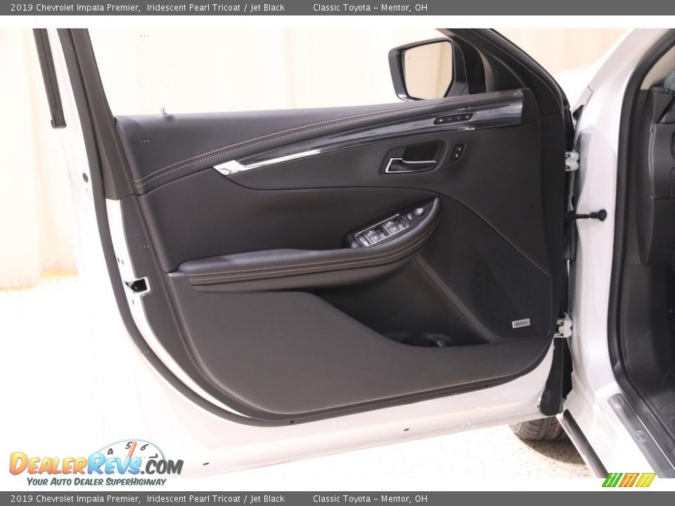 2019 Chevrolet Impala Premier Iridescent Pearl Tricoat / Jet Black Photo #4