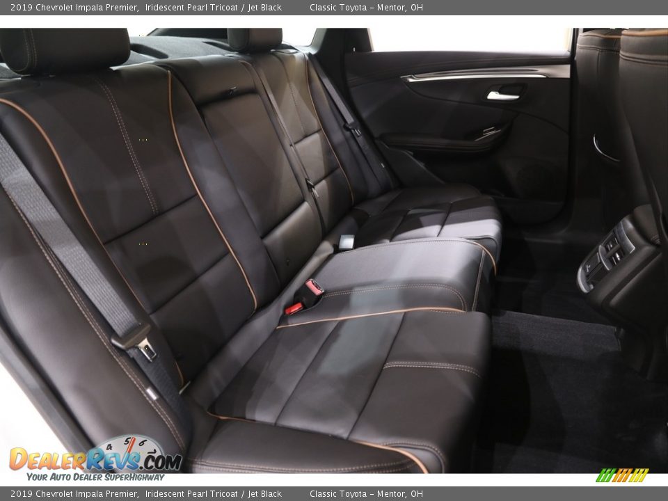 2019 Chevrolet Impala Premier Iridescent Pearl Tricoat / Jet Black Photo #16