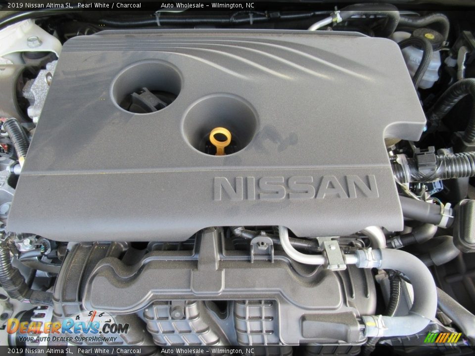 2019 Nissan Altima SL Pearl White / Charcoal Photo #6