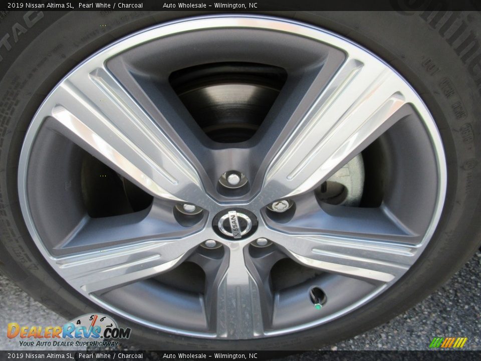 2019 Nissan Altima SL Pearl White / Charcoal Photo #7