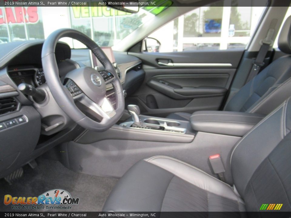 2019 Nissan Altima SL Pearl White / Charcoal Photo #10