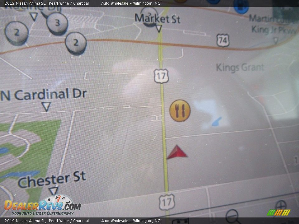 2019 Nissan Altima SL Pearl White / Charcoal Photo #17