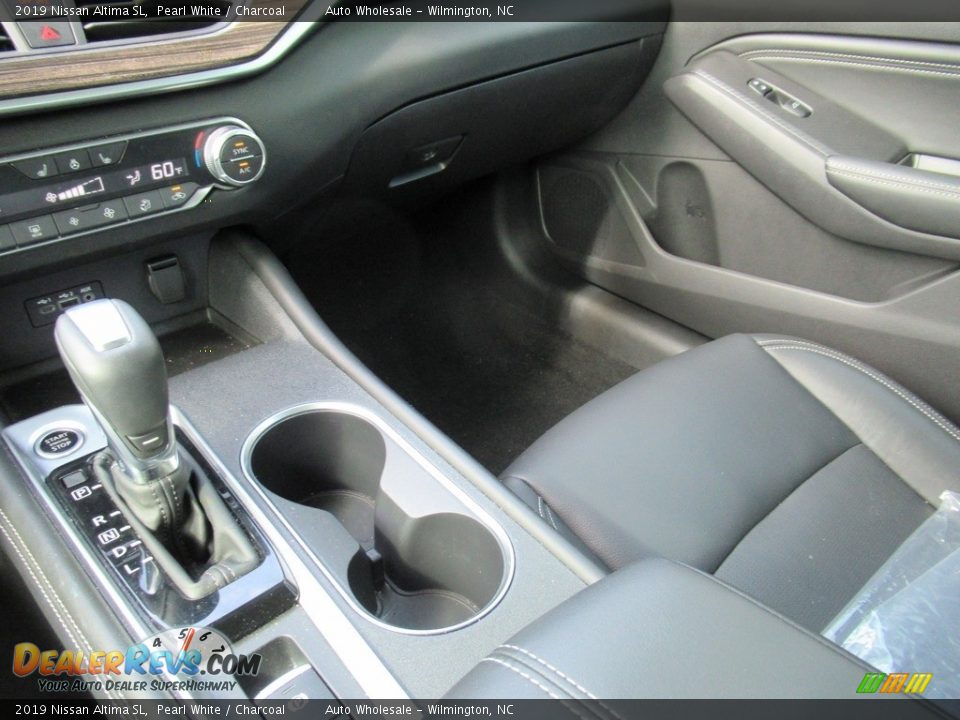 2019 Nissan Altima SL Pearl White / Charcoal Photo #20