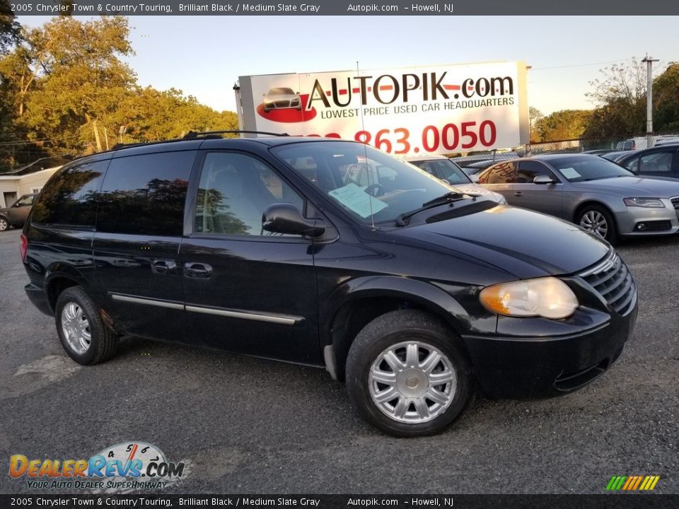 2005 Chrysler Town & Country Touring Brilliant Black / Medium Slate Gray Photo #1