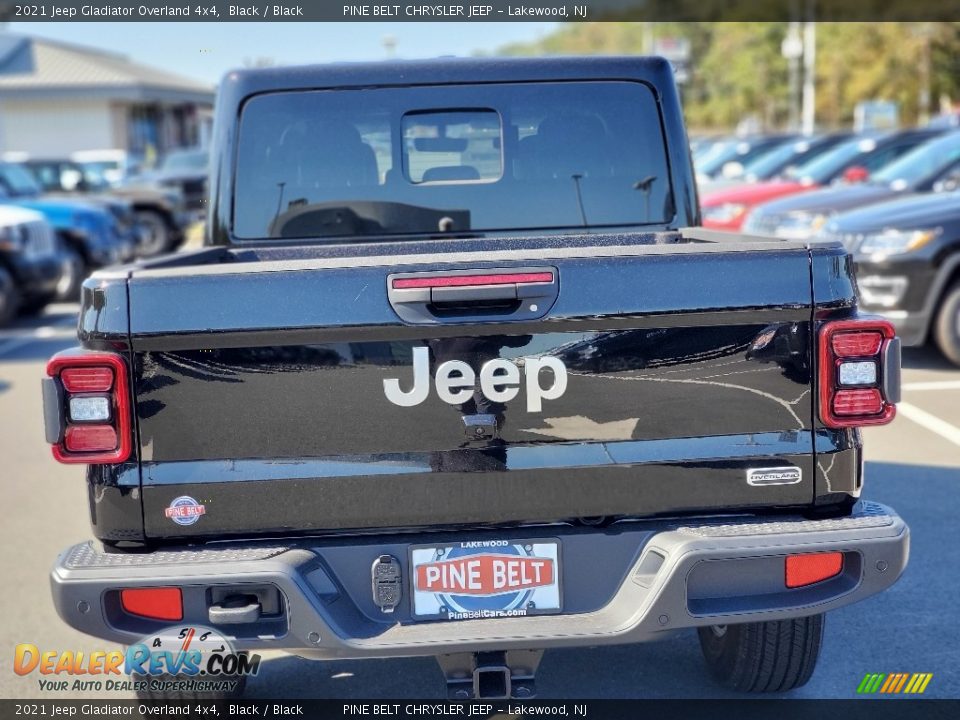 2021 Jeep Gladiator Overland 4x4 Black / Black Photo #7