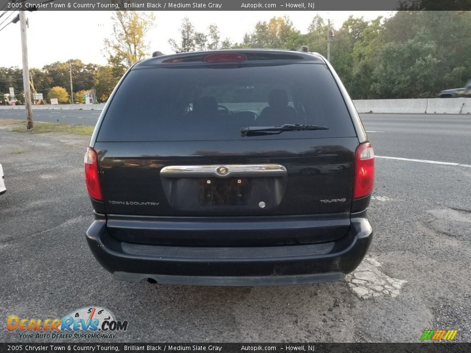 2005 Chrysler Town & Country Touring Brilliant Black / Medium Slate Gray Photo #4