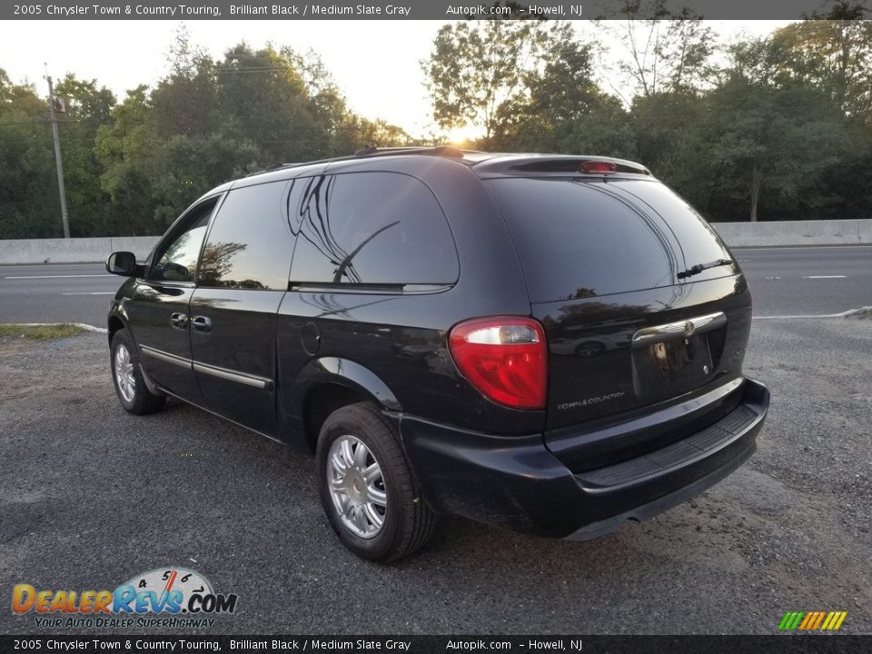 2005 Chrysler Town & Country Touring Brilliant Black / Medium Slate Gray Photo #5