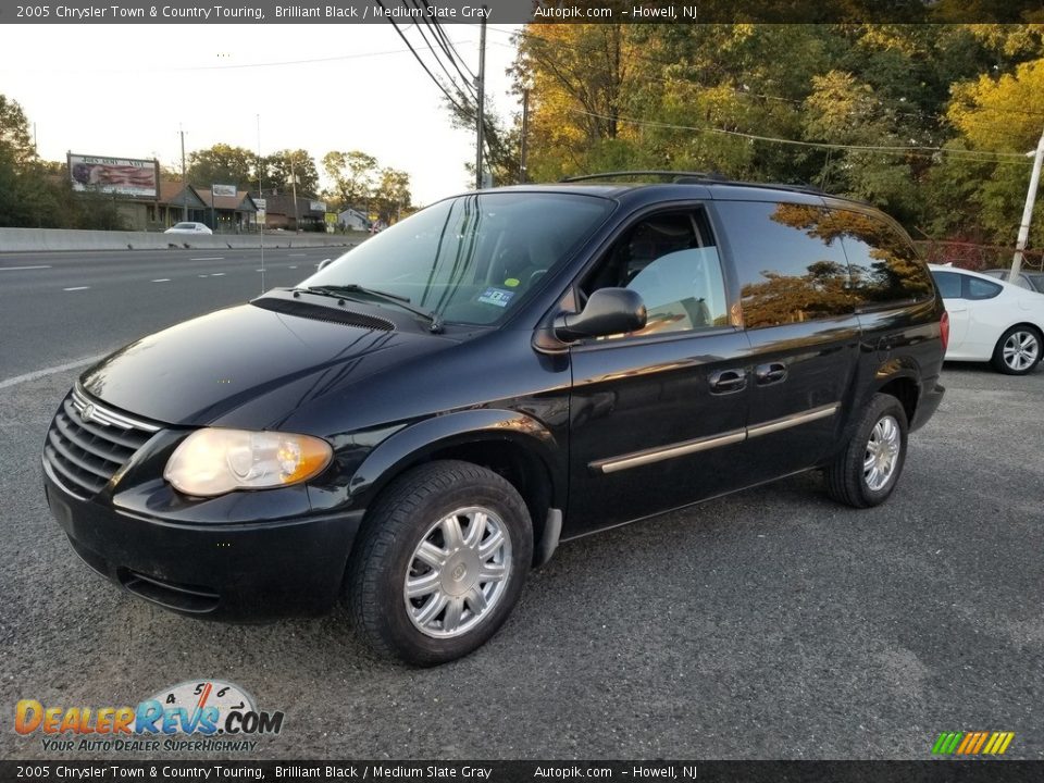 2005 Chrysler Town & Country Touring Brilliant Black / Medium Slate Gray Photo #6